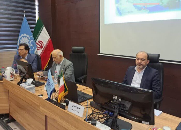 استاندار هرمزگان: ریسک سرمایه‌گذاری در حوزه دریا به حداقل برسد