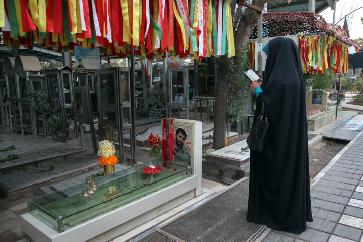 برگزاری میهمانی لاله ها در قشم به‌ مناسبت هفته دفاع مقدس 