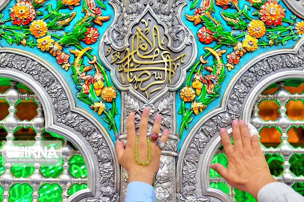امام جمعه قشم: زیارت امام رضا(ع) راه و رسم بالندگی و سازندگی انسان است