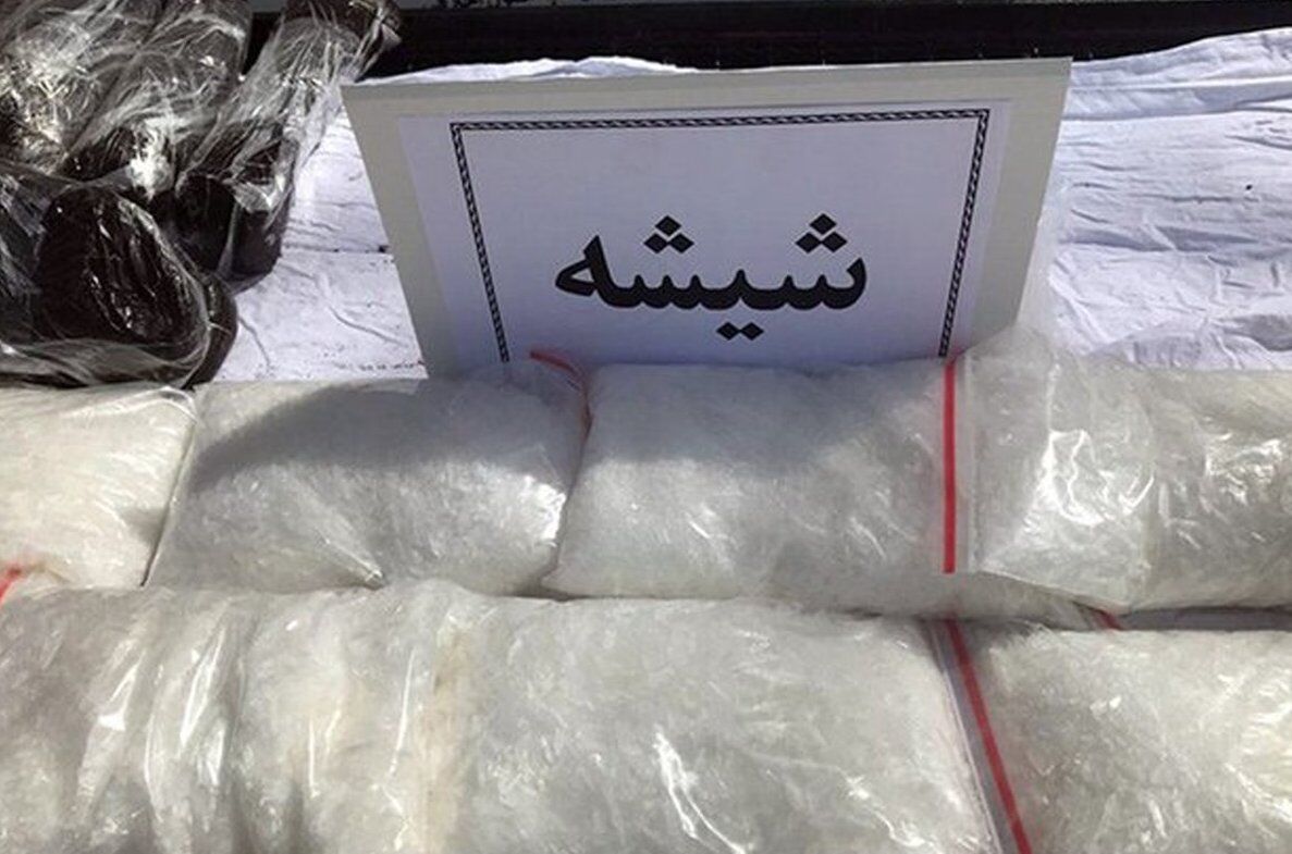  زوج قاچاقچی در هرمزگان با ۲۰ کیلوگرم شیشه دستگیر شدند