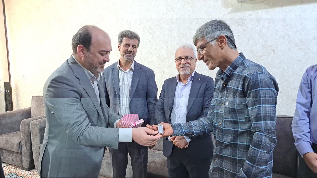 تحویل ۹۵۰ واحد مسکن ملی در هرمزگان 