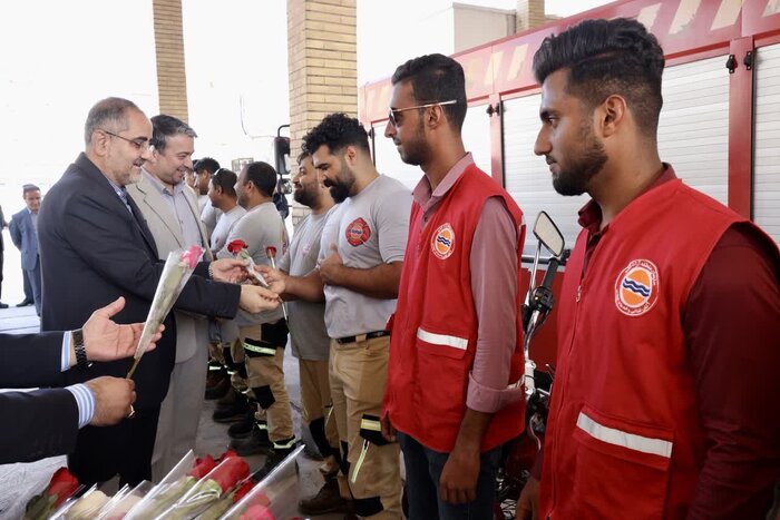 آتش‌نشانان قشم تجلیل شدند
