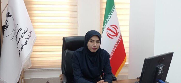 مریم خادمی رییس جدید شورای شهر قشم شد