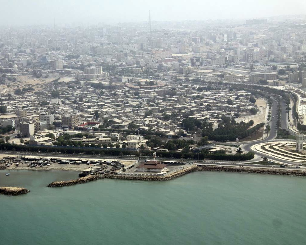 استاندار هرمزگان: توسعه متوازن قشم در دستور کار است