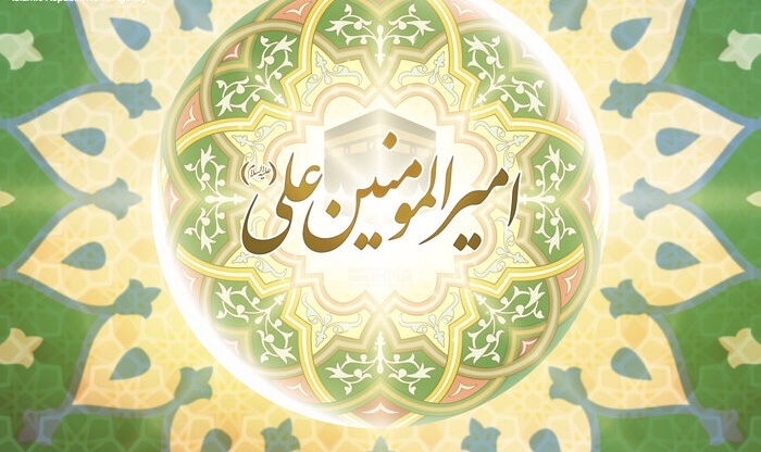 حضرت علی(ع) بر بلندای شانه های خورشید بت های زمانه را شکست